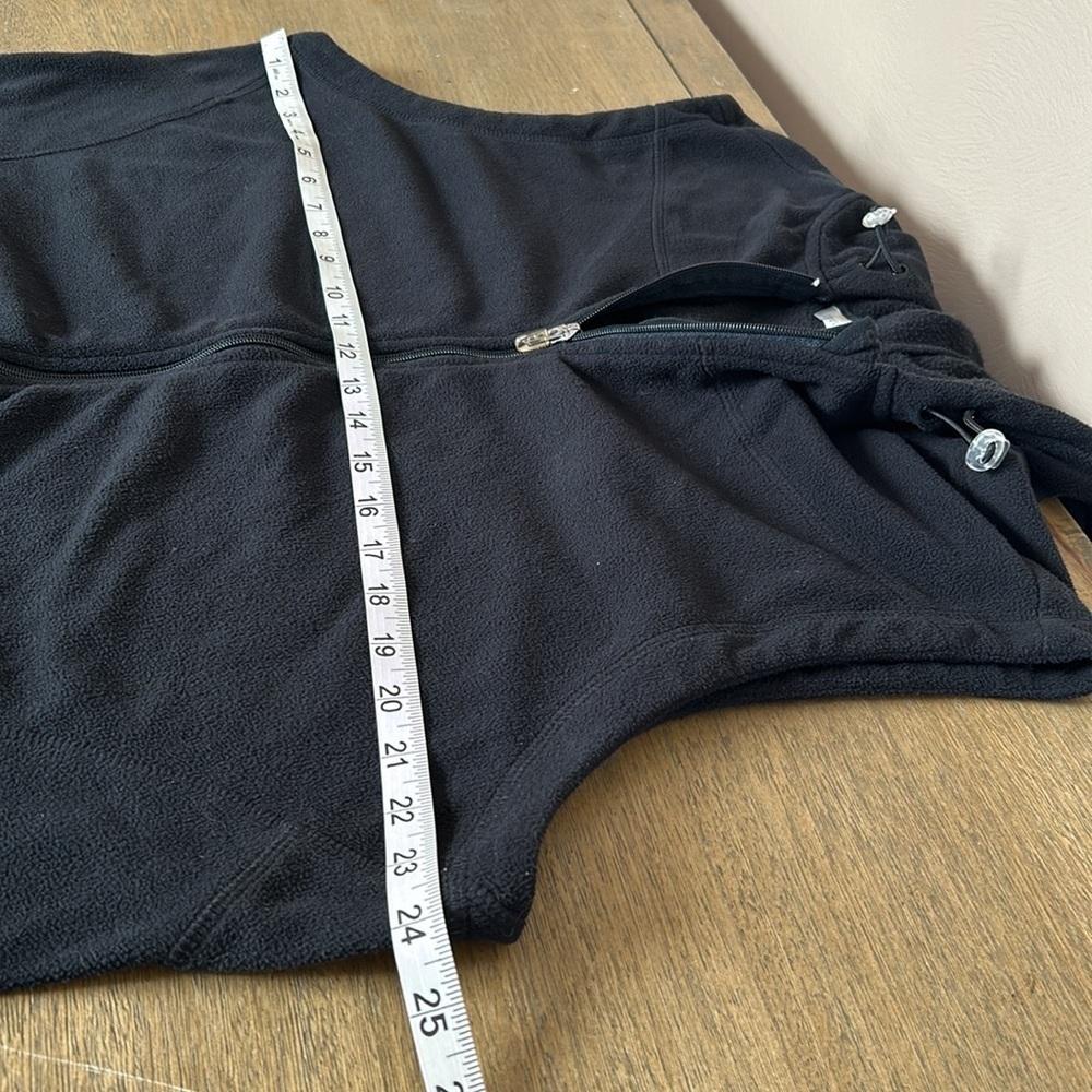 Tri-Mountain Fleece Black Hooded Vest. Size XL - Picture 5 of 6